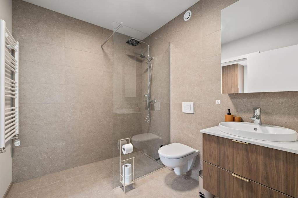 Skylight Lux 3br/2ba Center With Free Parking Reykjavik
