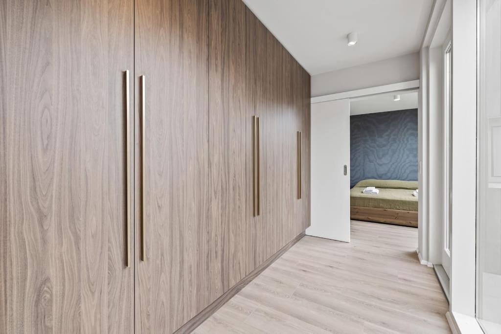 Apartment Skylight Lux 3br/2ba Center With Free Parking Reykjavik